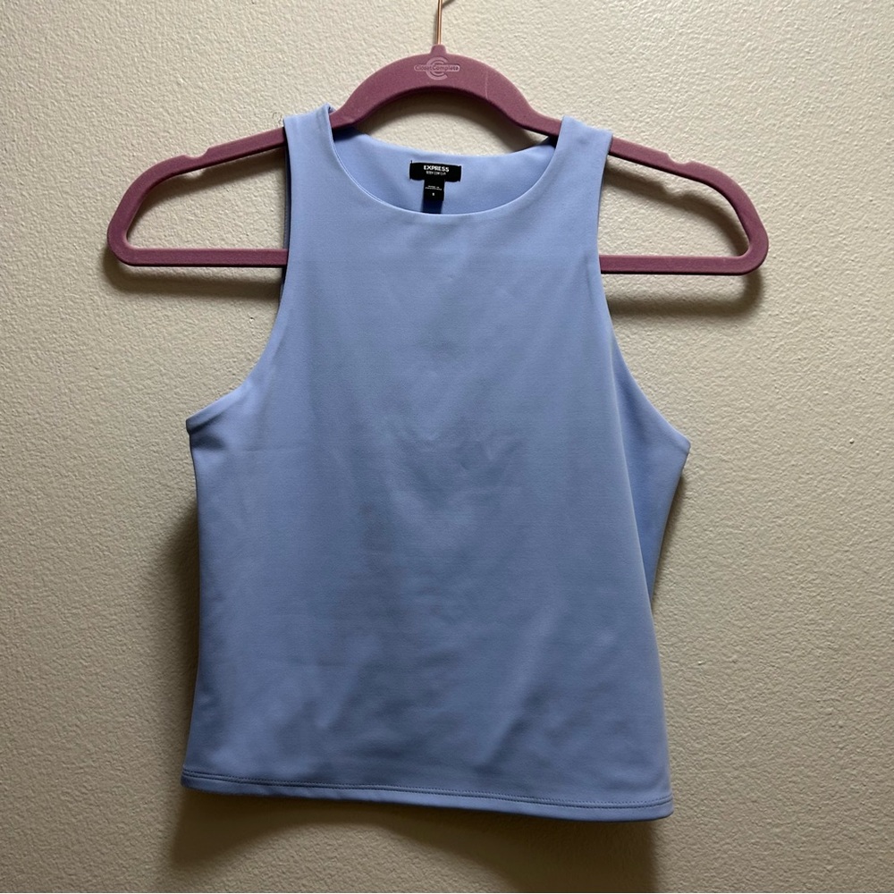 Body contour tank